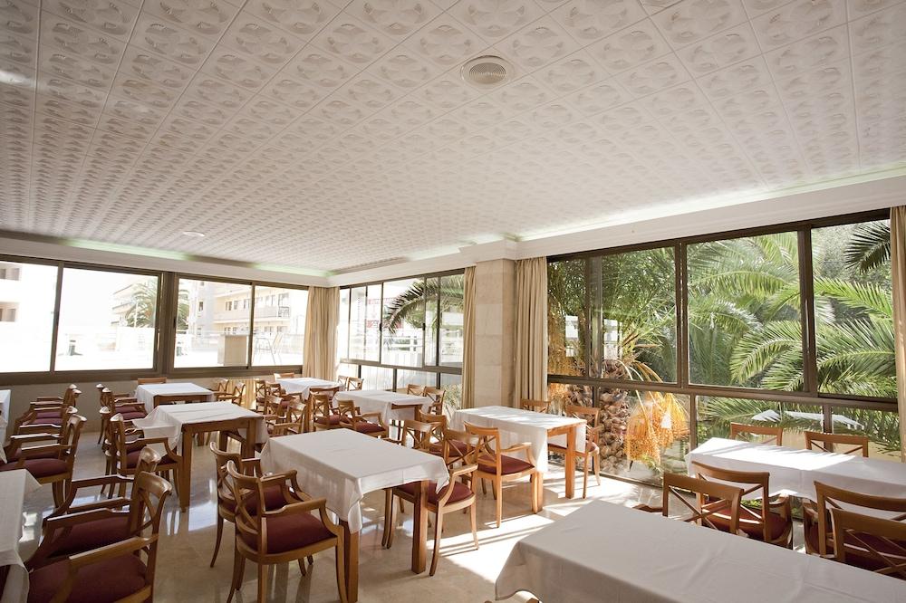 Bj Bei Juan Hostal S'Illot  Exterior photo